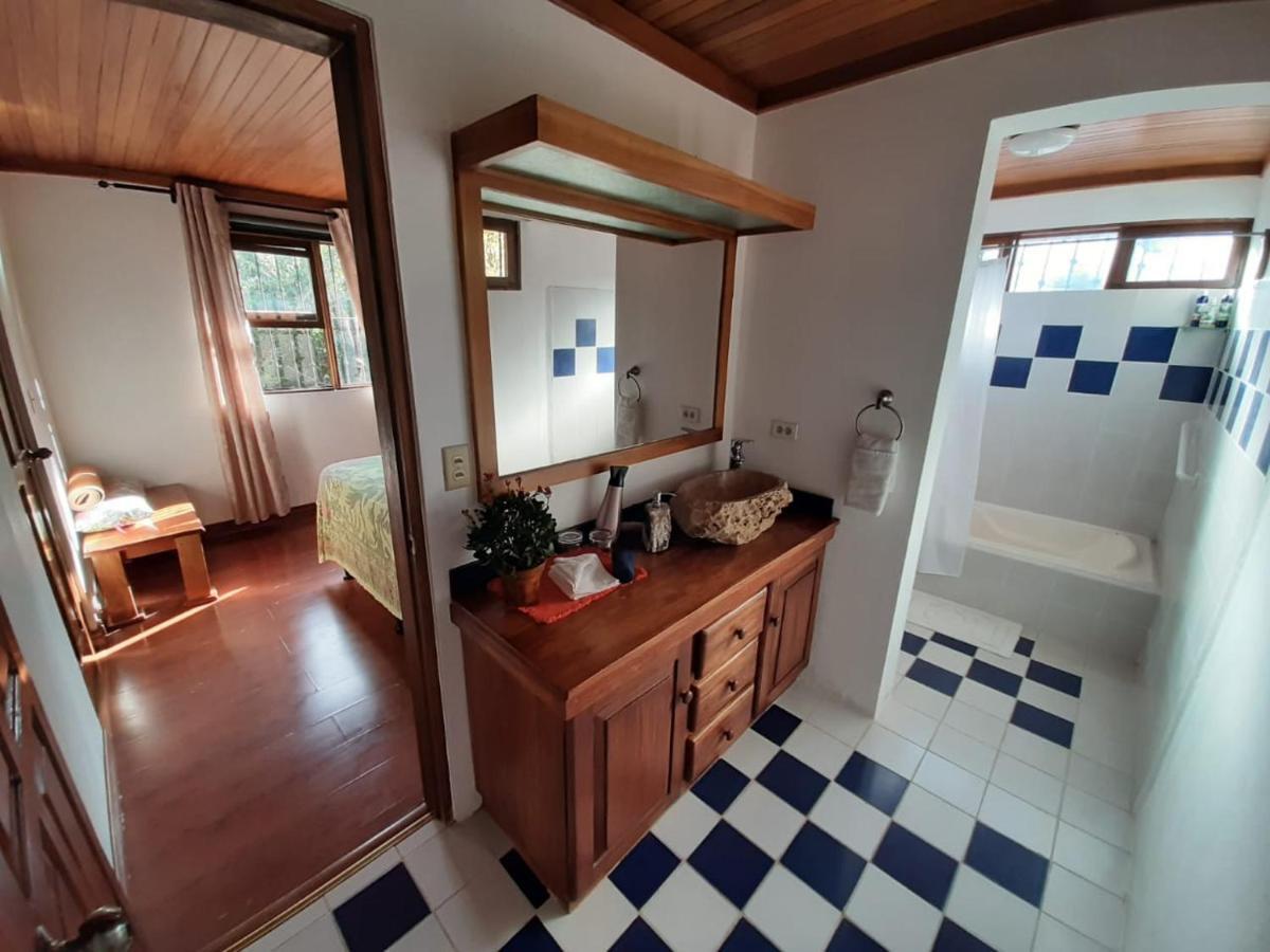 Luna Inn B&B Ciudad Cariari Dış mekan fotoğraf
