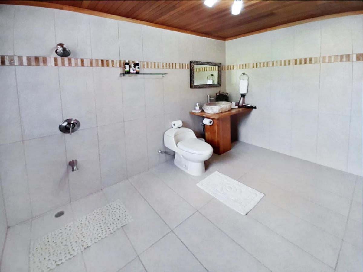 Luna Inn B&B Ciudad Cariari Dış mekan fotoğraf